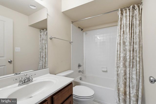 42567 DREAMWEAVER DR, Brambleton, VA 20148