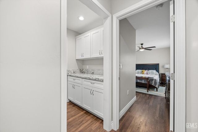 11618 Jimrik Avenue, Bakersfield, CA 93312
