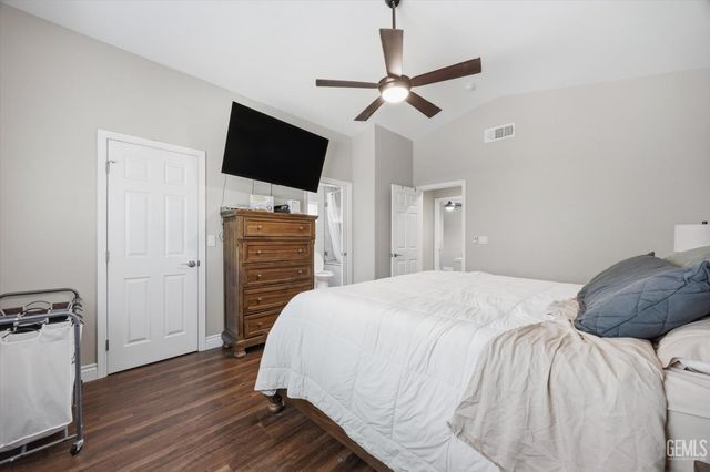 11618 Jimrik Avenue, Bakersfield, CA 93312