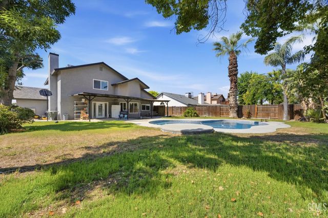11618 Jimrik Avenue, Bakersfield, CA 93312