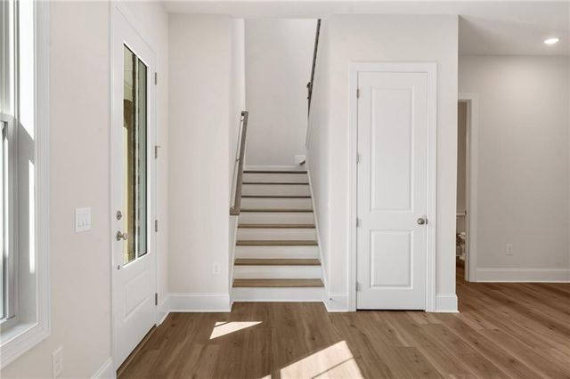 671 Crest Line Trail, Powder Springs, GA 30127