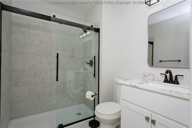 28 Kensington Place, Hurricane, WV 25526