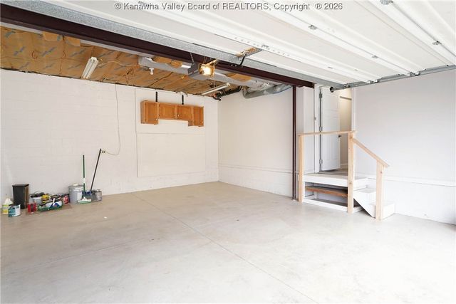 28 Kensington Place, Hurricane, WV 25526