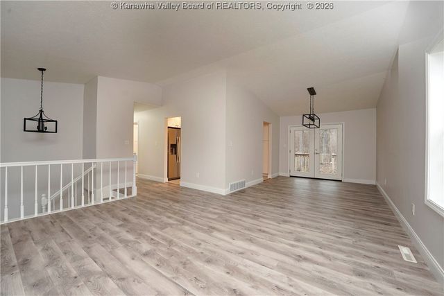 28 Kensington Place, Hurricane, WV 25526