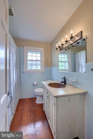 33 WOODLAND AVE, Lititz, PA 17543