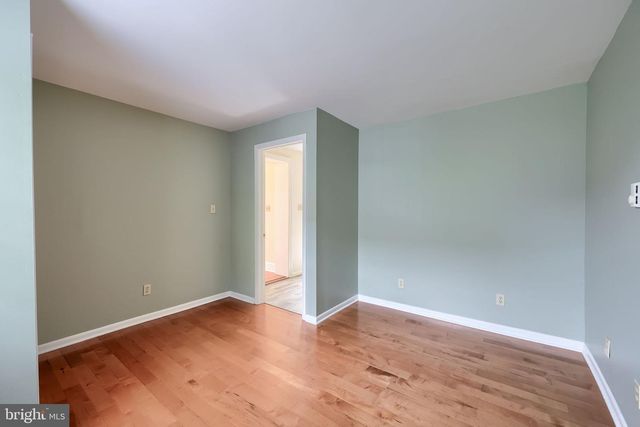 33 WOODLAND AVE, Lititz, PA 17543