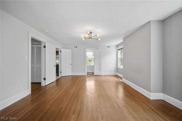 2924 Brighton Road, Shaker Heights, OH 44120