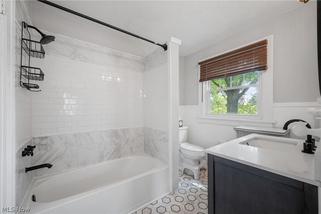 2924 Brighton Road, Shaker Heights, OH 44120