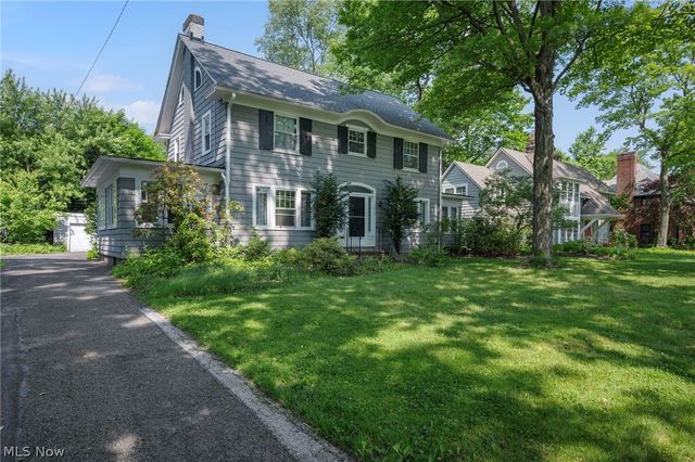 2924 Brighton Road, Shaker Heights, OH 44120