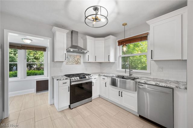 2924 Brighton Road, Shaker Heights, OH 44120