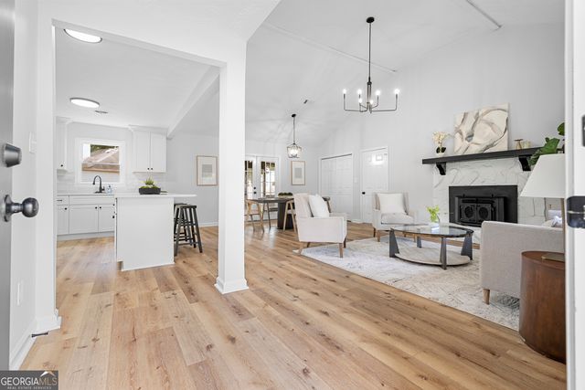 201 Cabriolet Trail, Mcdonough, GA 30253