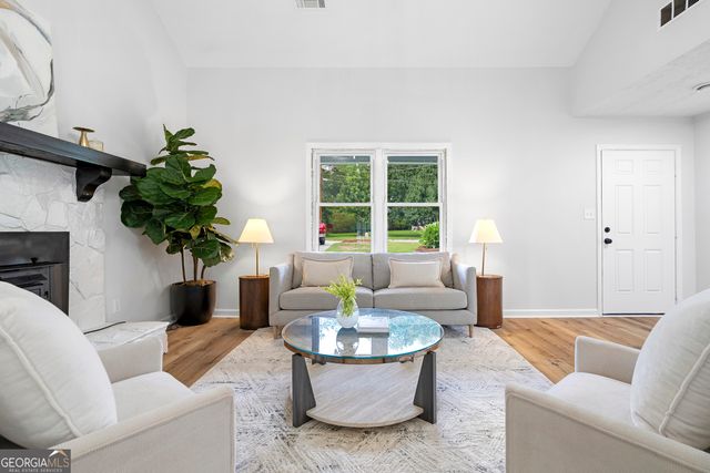 201 Cabriolet Trail, Mcdonough, GA 30253