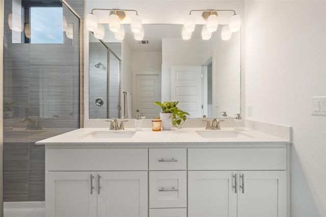 6409 Berkman DR 6, Austin, TX 78723