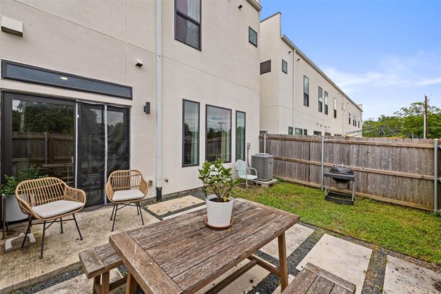 6409 Berkman DR 6, Austin, TX 78723