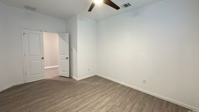 10811 Hernando Ct, Converse, TX 78109