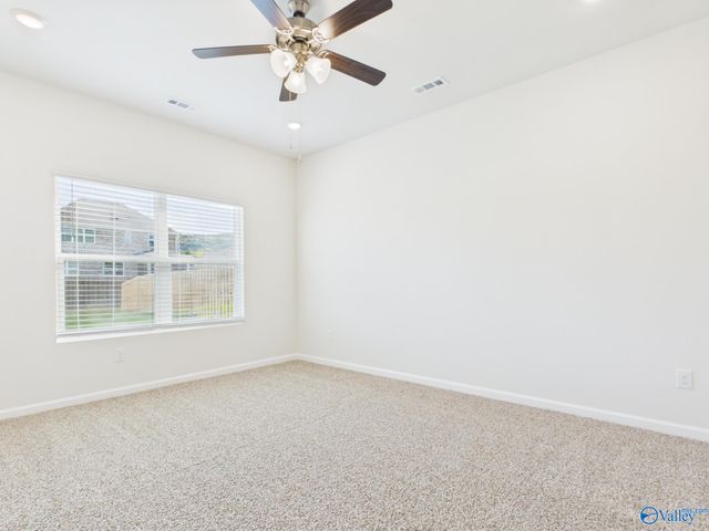 6139 Feather Way SE, Owens Cross Roads, AL 36763