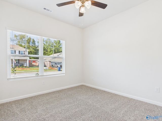 6139 Feather Way SE, Owens Cross Roads, AL 36763