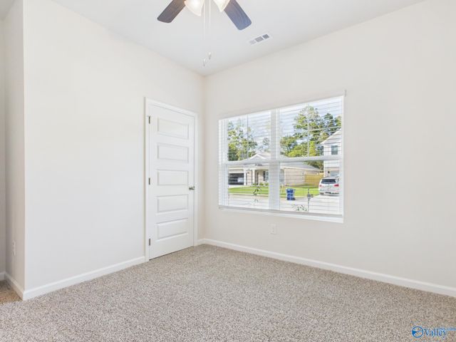 6139 Feather Way SE, Owens Cross Roads, AL 36763