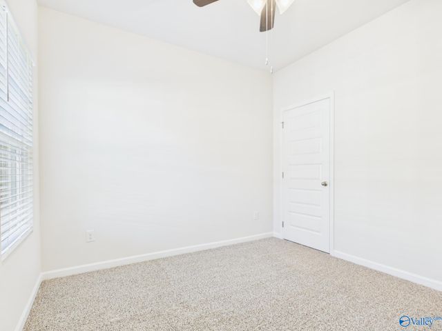 6139 Feather Way SE, Owens Cross Roads, AL 36763