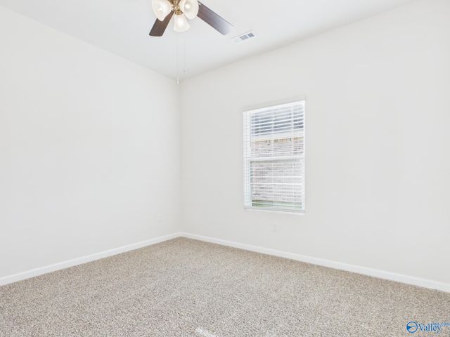 6139 Feather Way SE, Owens Cross Roads, AL 36763
