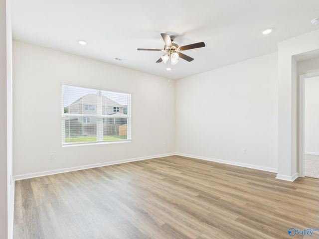 6139 Feather Way SE, Owens Cross Roads, AL 36763