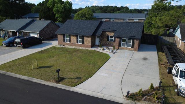 215 Horseshoe Drive, Goose Creek, SC 29445