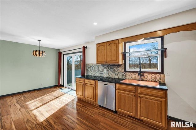 112 SIOUX Drive, Sparland, IL 61565