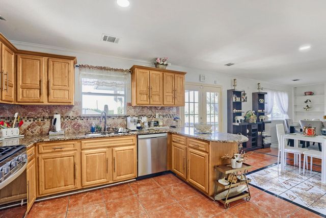 1021 Traci Michelle DR, Pflugerville, TX 78660