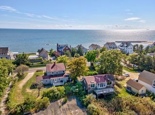 153 Middle Beach Road, Madison, CT 06443