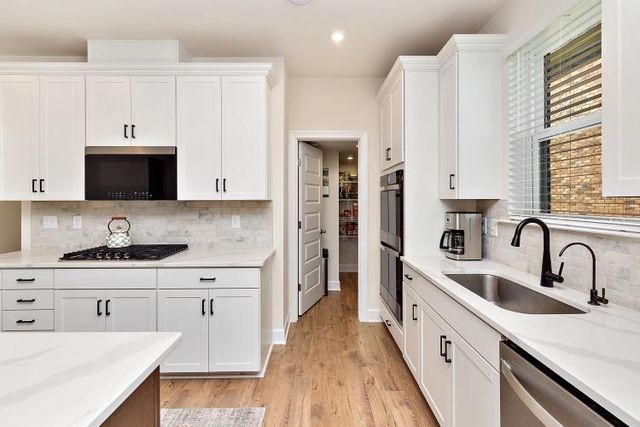 229 Pin High Dr, Mount Juliet, TN 37122