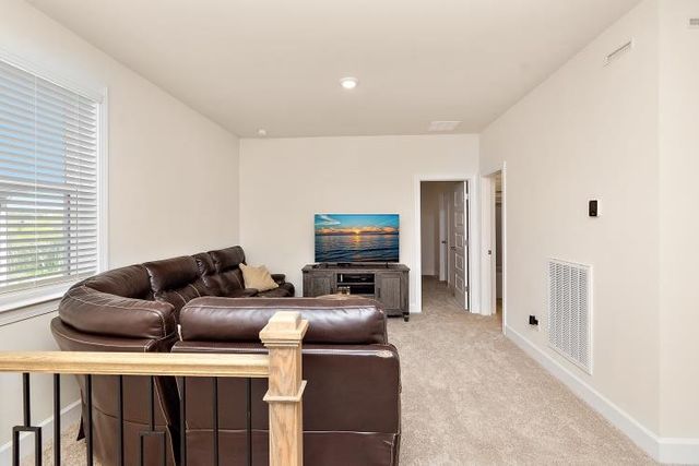 229 Pin High Dr, Mount Juliet, TN 37122