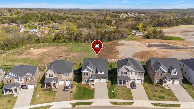 229 Pin High Dr, Mount Juliet, TN 37122