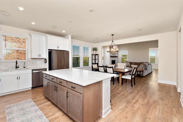 229 Pin High Dr, Mount Juliet, TN 37122