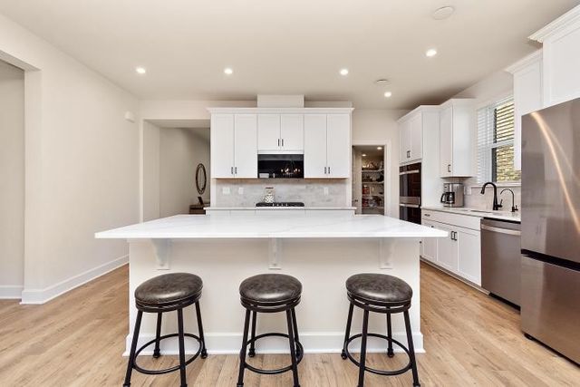 229 Pin High Dr, Mount Juliet, TN 37122