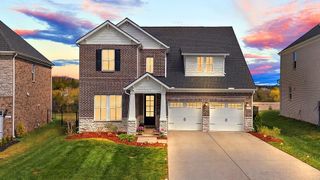 229 Pin High Dr, Mount Juliet, TN 37122