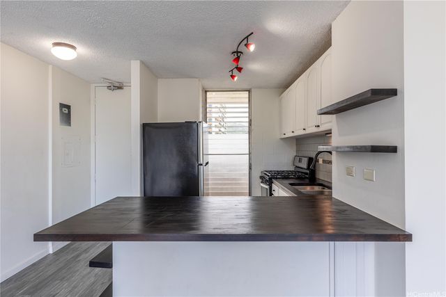 2630 Kapiolani Boulevard 1403, Honolulu, HI 96826