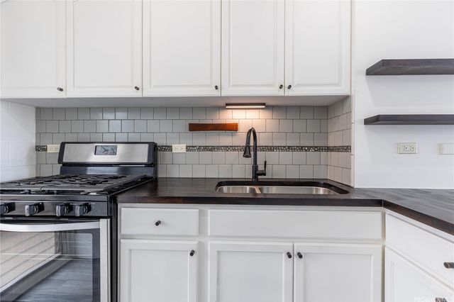 2630 Kapiolani Boulevard 1403, Honolulu, HI 96826