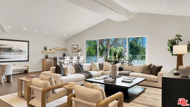 11601 Bellagio Road, Los Angeles, CA 90049