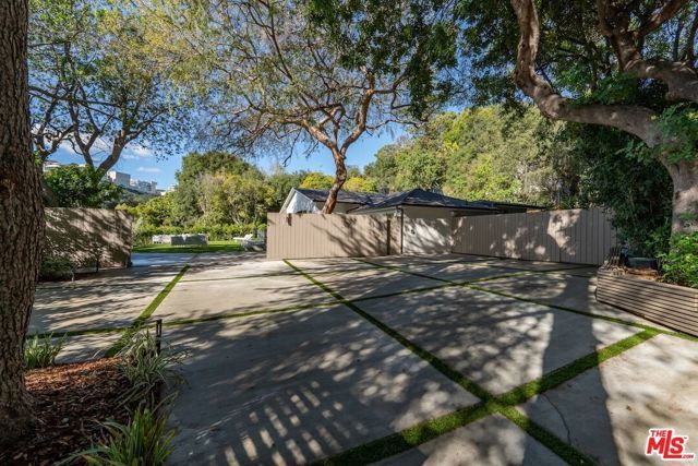 11601 Bellagio Road, Los Angeles, CA 90049
