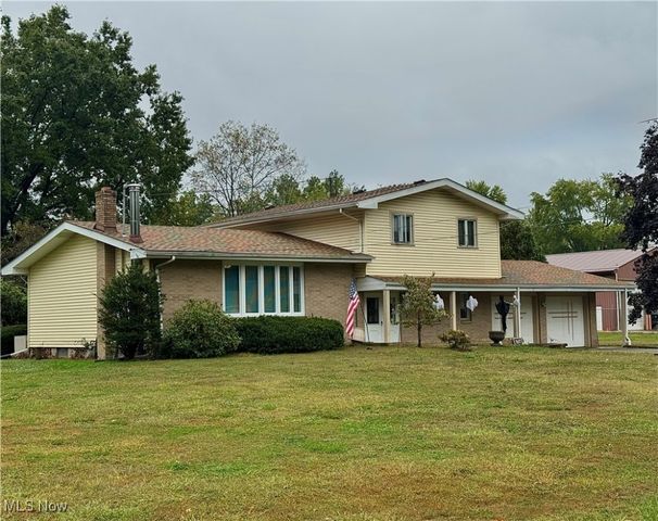357 Warren Avenue, Vienna, OH 44473