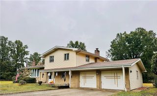 357 Warren Avenue, Vienna, OH 44473