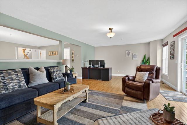 15 Shaker Heights Lane, Chester, NH 03036
