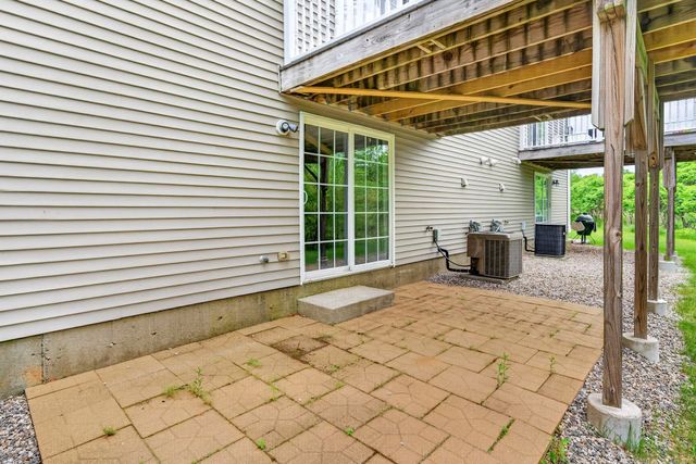 15 Shaker Heights Lane, Chester, NH 03036