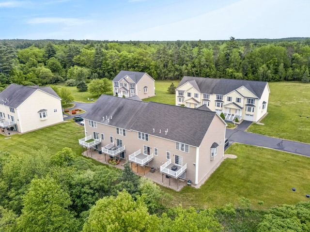 15 Shaker Heights Lane, Chester, NH 03036