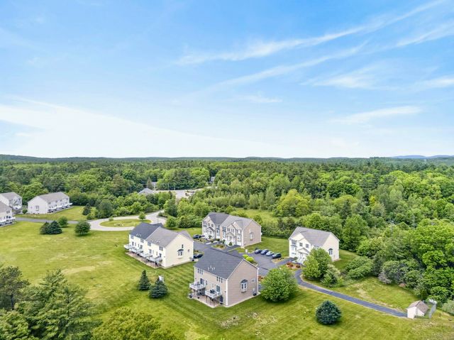 15 Shaker Heights Lane, Chester, NH 03036