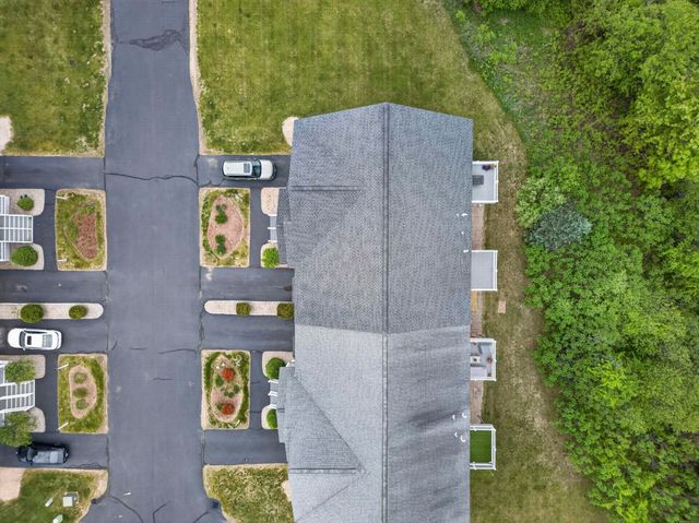 15 Shaker Heights Lane, Chester, NH 03036