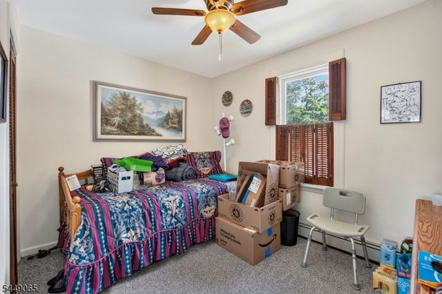6 Crestwood Ct, Lincoln Park Boro, NJ 07035