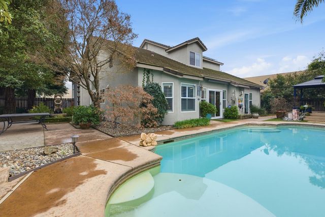 1184 River Ave, Oakdale, CA 95361