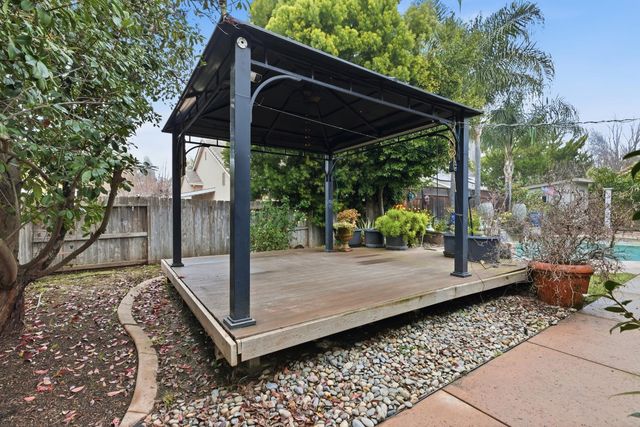 1184 River Ave, Oakdale, CA 95361