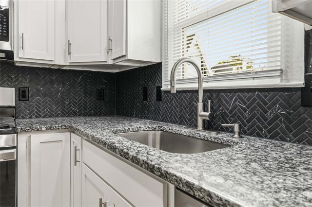 406 Harris Lane, Monroe, NC 28112